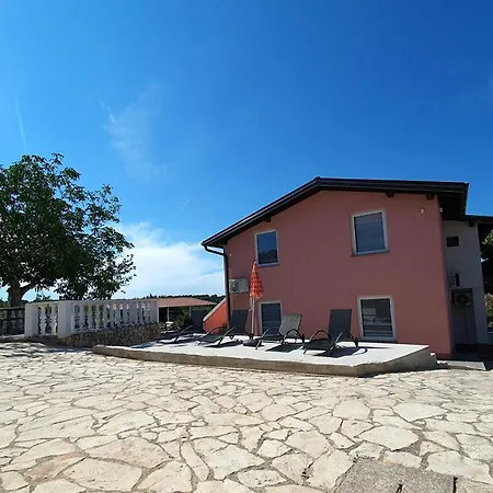 Apartmans Nejra3 Sa Bazenom