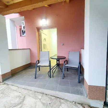 Apartmans Nejra3 Sa Bazenom Apartmán Pula