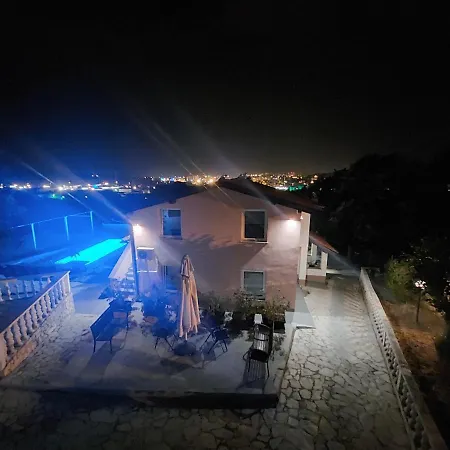 Apartmán Apartmans Nejra3 Sa Bazenom
